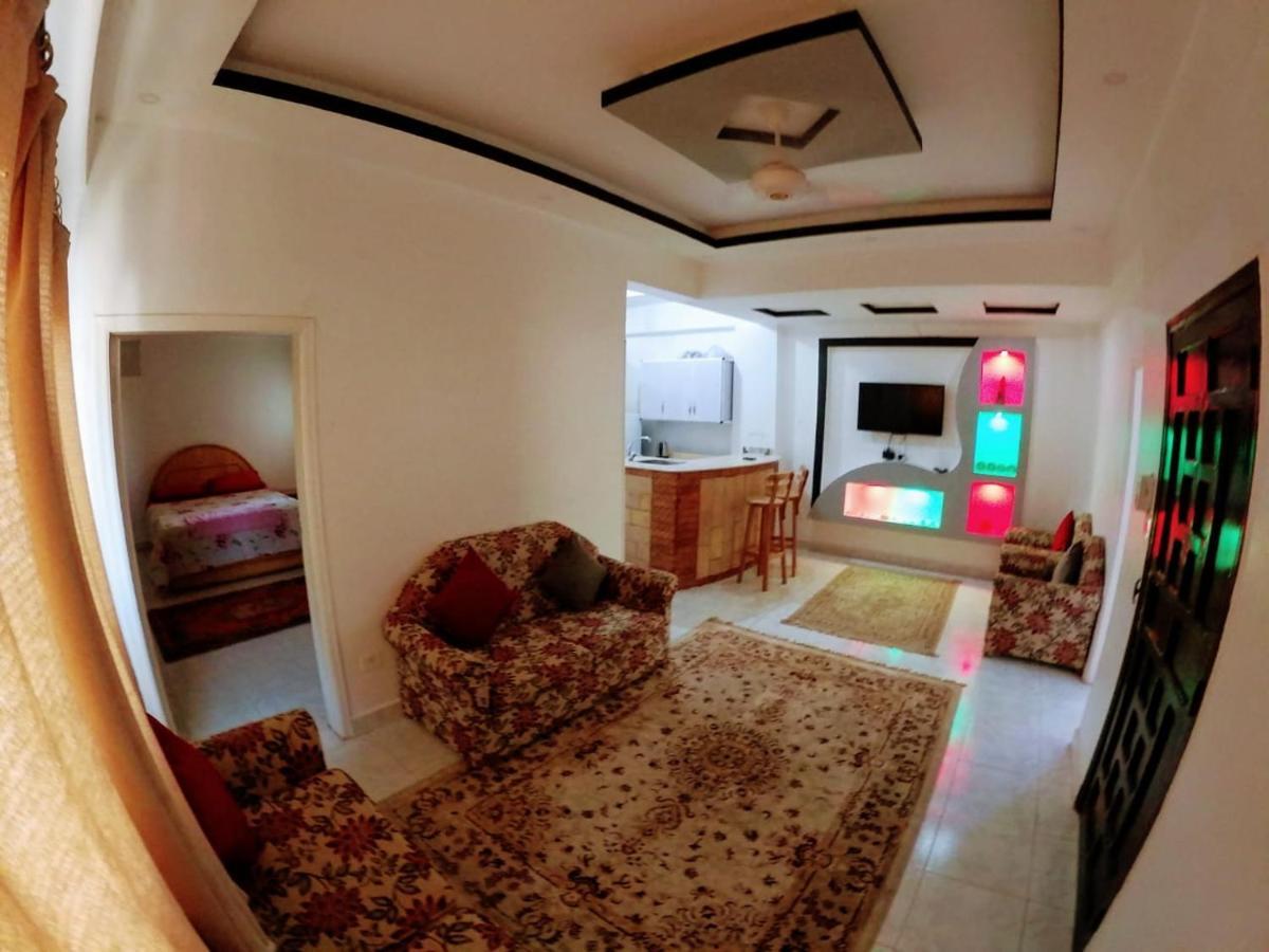 Tara Apartments Luxor Esterno foto